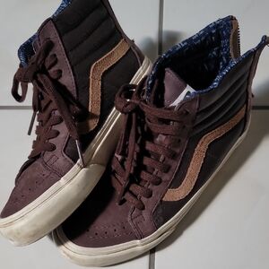 Vans Brown High-Top Sneakers with Signature Stripe 23cm Wmns 6.5